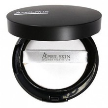 Piel abril Nieve mágica Cojín SPF50 + / PA +++ (15 g) (23 Natural Beige)